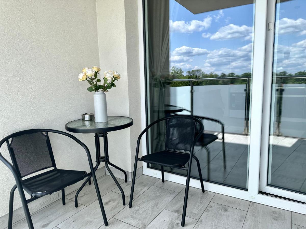 Sdh 1 Radzymin Comfortable Apartment Near Warsaw المظهر الخارجي الصورة